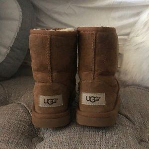 Toddler Classic Uggs